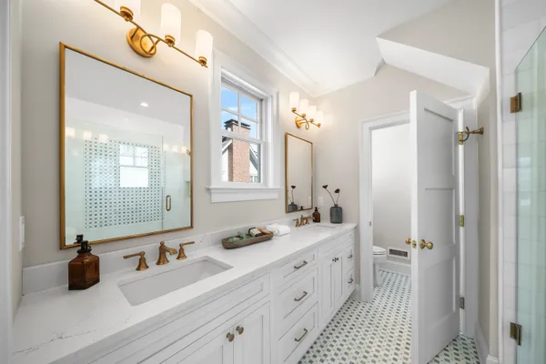 $7,695,000 | 145 112th, Stone Harbor, NJ 08247