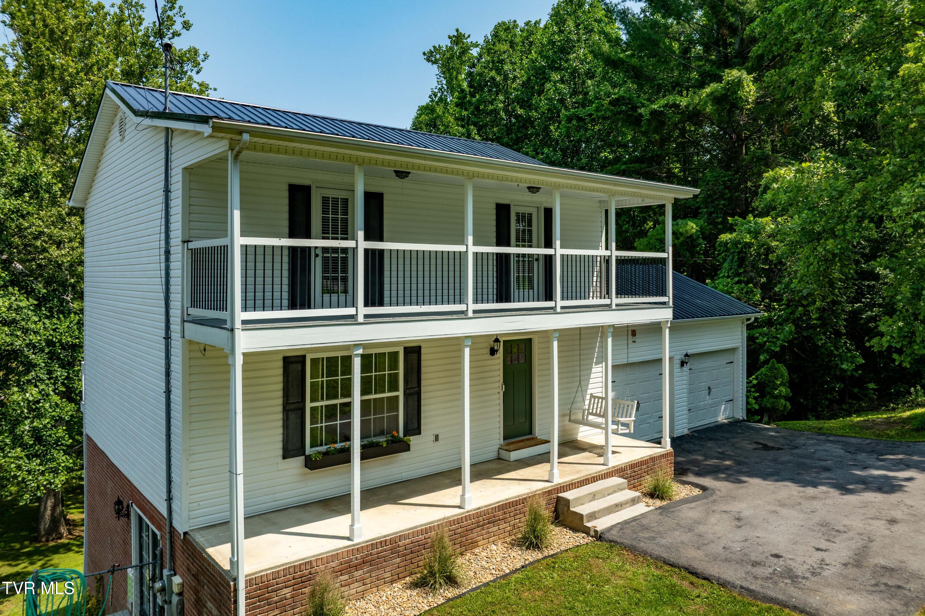 193 River Road Bluff City, TN 37618 - Photo 3 of 71 193 River Road (16 of 81)