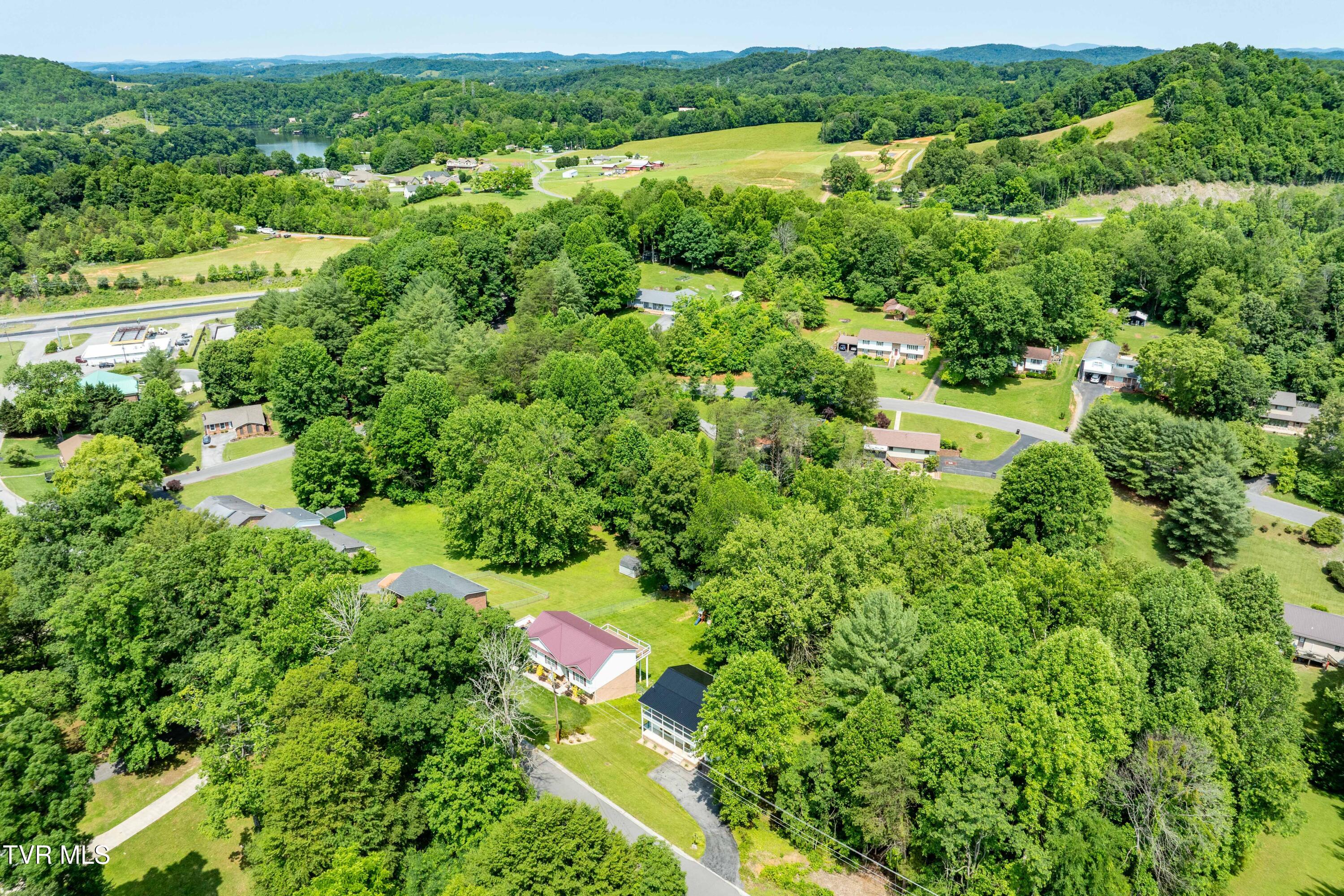 193 River Road Bluff City, TN 37618 - Photo 58 of 71 193 River Road (4 of 81)
