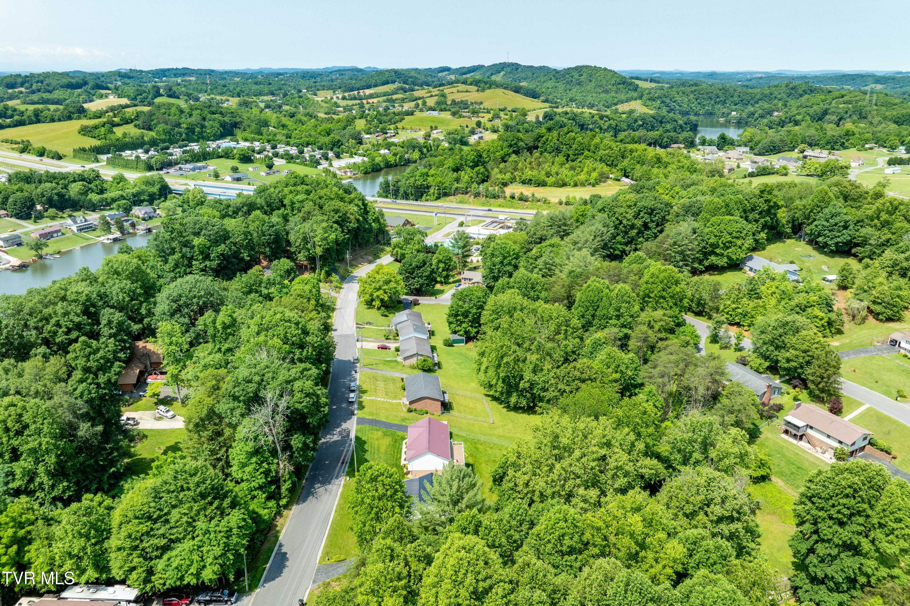 193 River Road Bluff City, TN 37618 - Photo 59 of 71 193 River Road (5 of 81)
