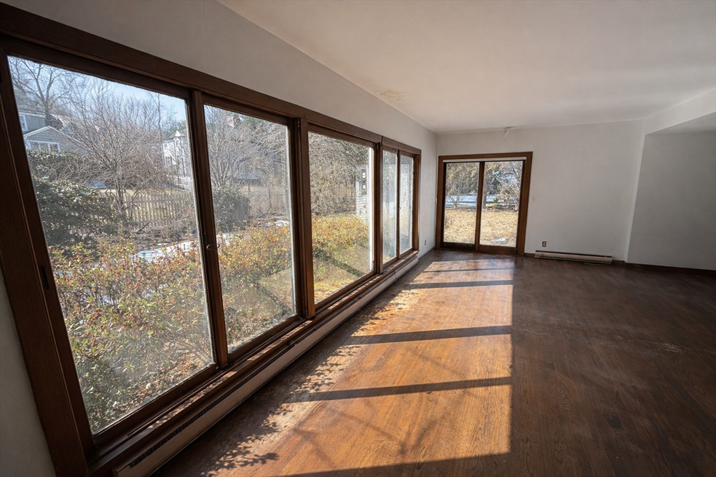 160 Reservoir Road Brookline, MA 02467 - Photo 4 of 6