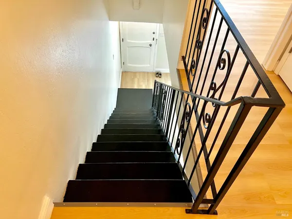 $359,000 | 490 Edgewood Drive, Unit 23, Vacaville, CA 95688