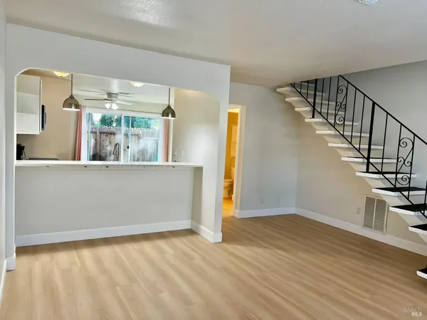 $359,000 | 490 Edgewood Drive, Unit 23, Vacaville, CA 95688