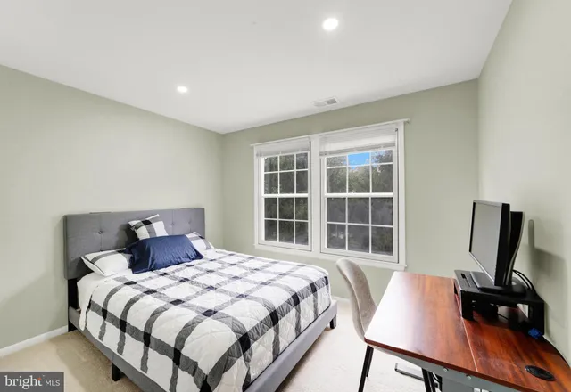 $2,500 | 206 Salem Court, Unit 6, Princeton, NJ 08540