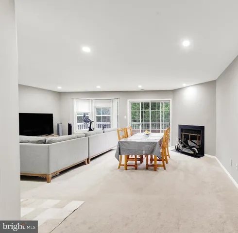 $2,500 | 206 Salem Court, Unit 6, Princeton, NJ 08540