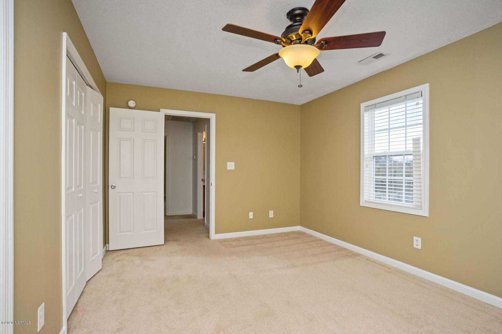 206 Bobwhite Road Hubert, NC 28539 - Photo 15 of 25 206_bobwhite_rd_02jan2020_jwb_03387