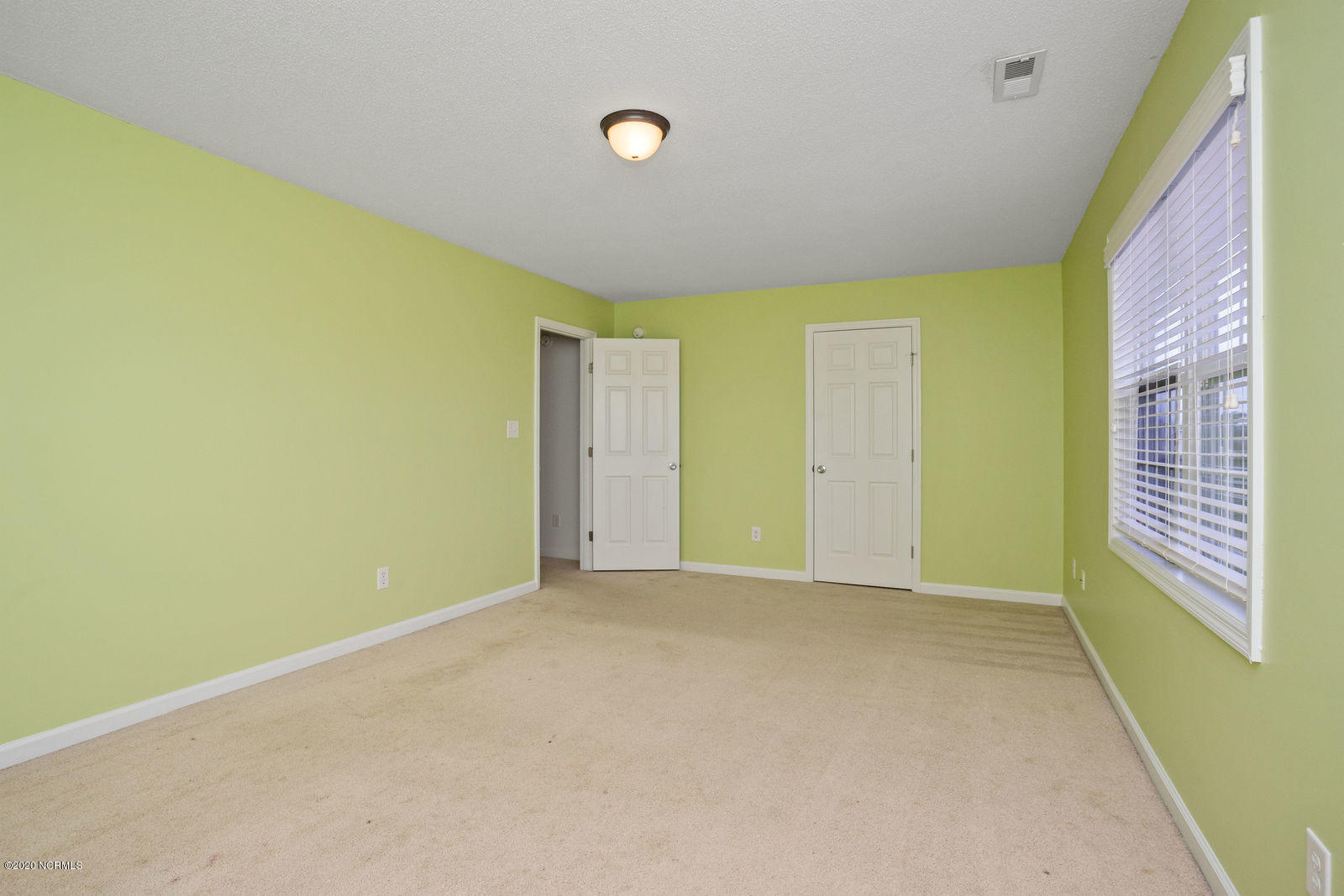 206 Bobwhite Road Hubert, NC 28539 - Photo 19 of 25 206_bobwhite_rd_02jan2020_jwb_03395