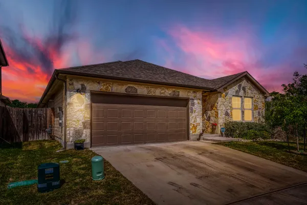 $375,000 | 10505 Mager Lane, Hutto, TX 78634
