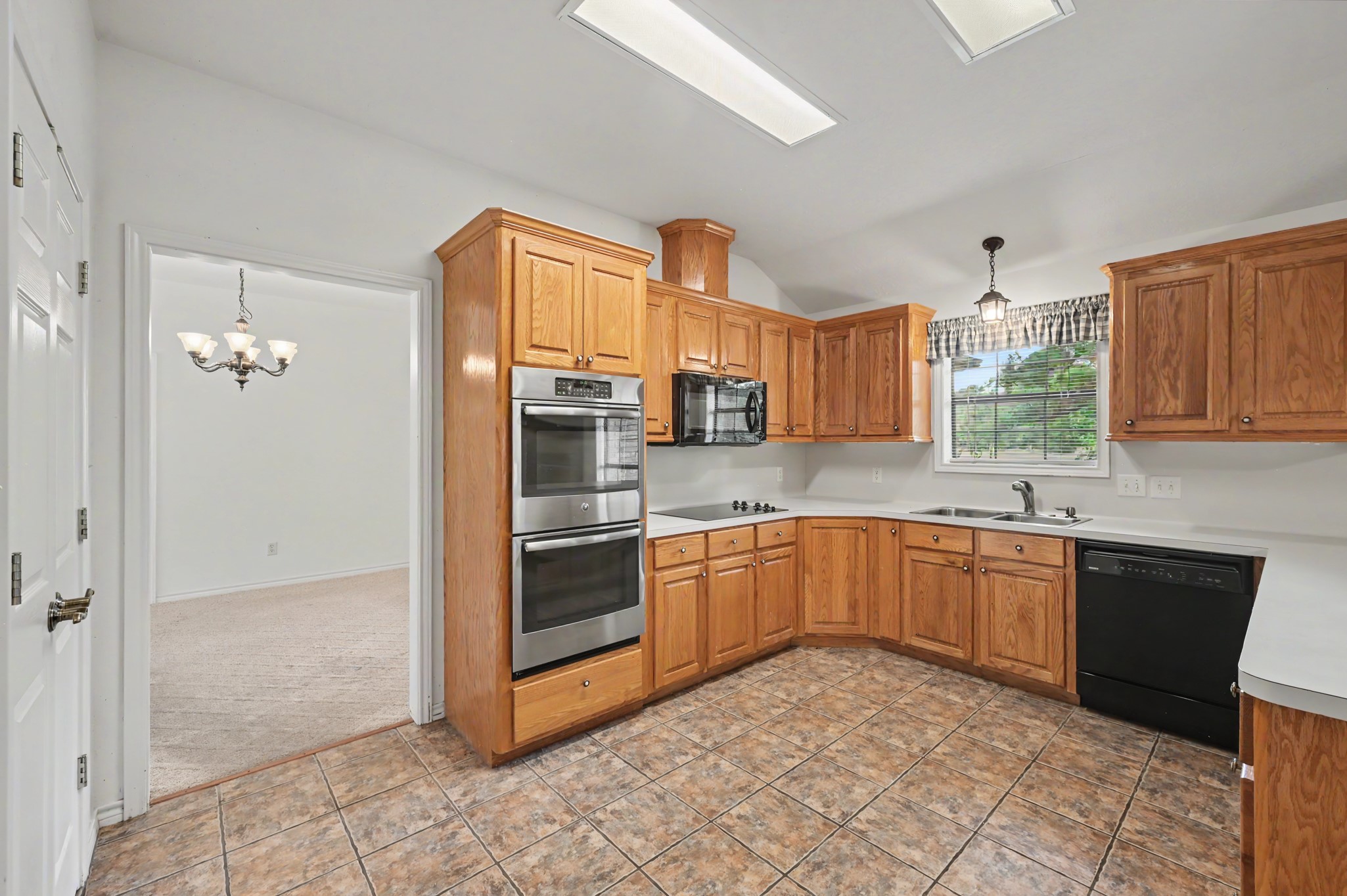 20 Shallow Springs Trinity, TX 75862 - Photo 11 of 40 Gallery Image 11