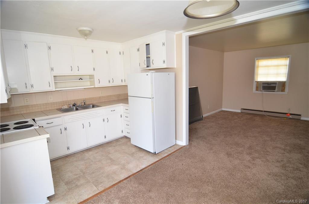 4121 Walker Road, Unit 6 Charlotte, NC 28211 - Photo 3 of 11