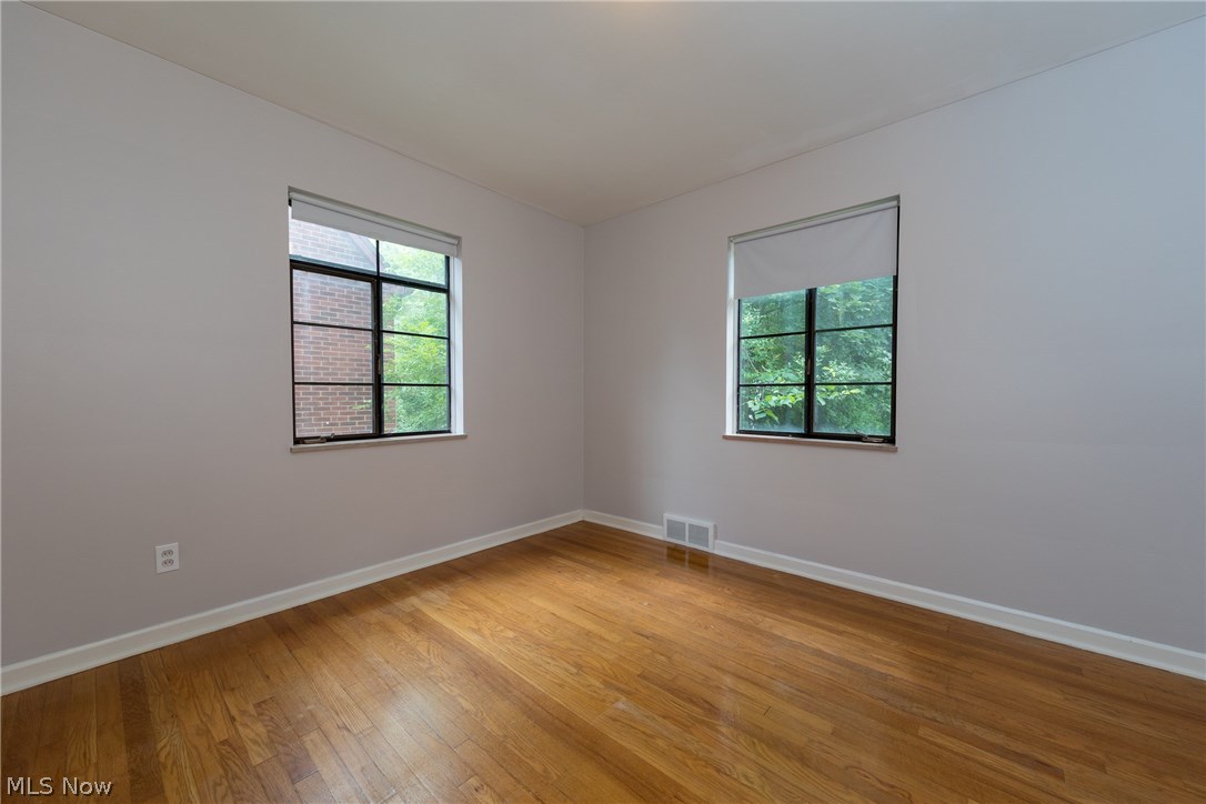 1131 Castleton Road Cleveland Heights, OH 44121 - Photo 8 of 30