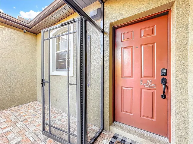 $330,000 | 220 South Avenue, Eustis, FL 32726