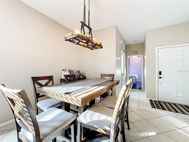 $330,000 | 220 South Avenue, Eustis, FL 32726