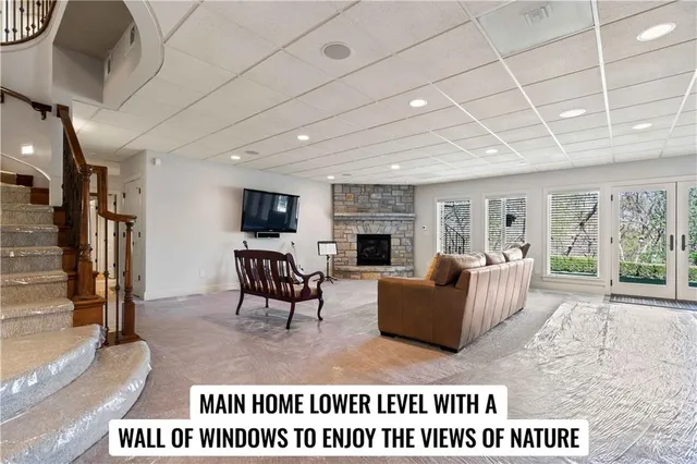 $3,740,000 | 6205 Chiles Road, Blue Springs, MO 64014