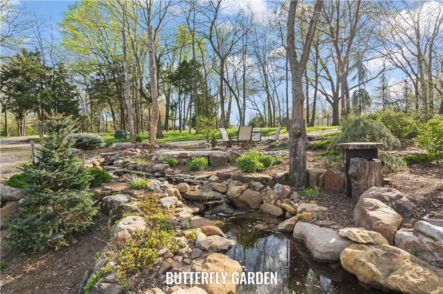 $3,740,000 | 6205 Chiles Road, Blue Springs, MO 64014
