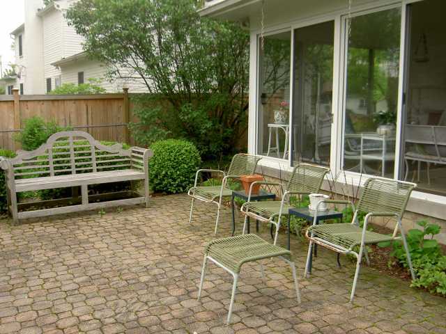 1924 Hythe Road Columbus, OH 43220 - Photo 11 of 18
