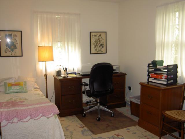 1924 Hythe Road Columbus, OH 43220 - Photo 14 of 18