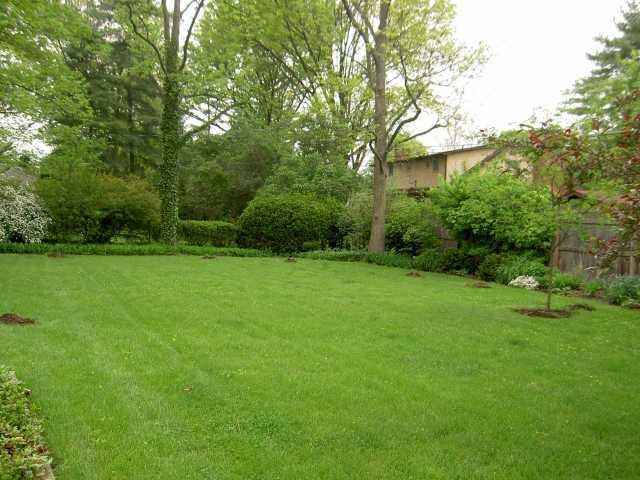 1924 Hythe Road Columbus, OH 43220 - Photo 18 of 18