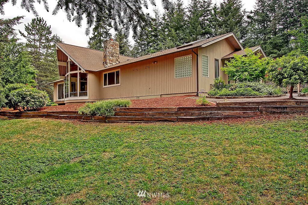 3003 216th Street Southwest Brier, WA 98036 - Photo 1 of 24