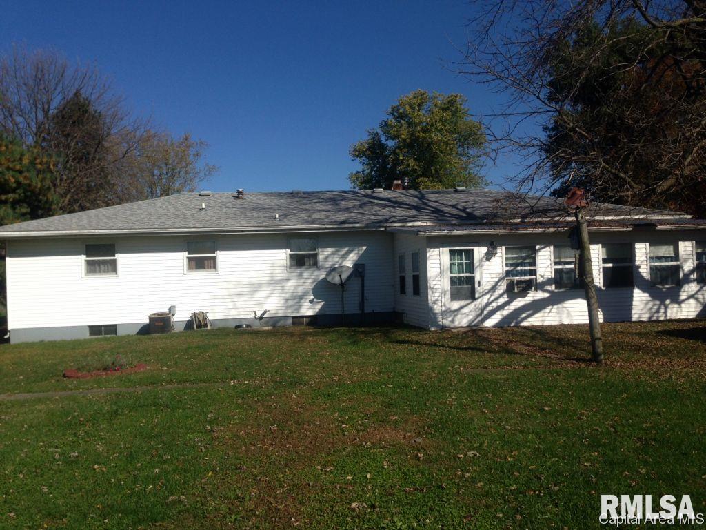 2620 East 1900 North Road Moweaqua, IL 62550 - Photo 6 of 6 Gallery Image 6
