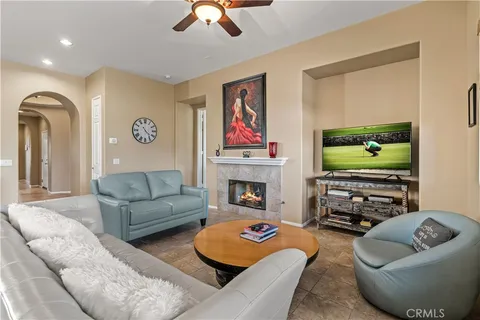 $575,000 | 42420 Warner Trail, Palm Desert, CA 92211