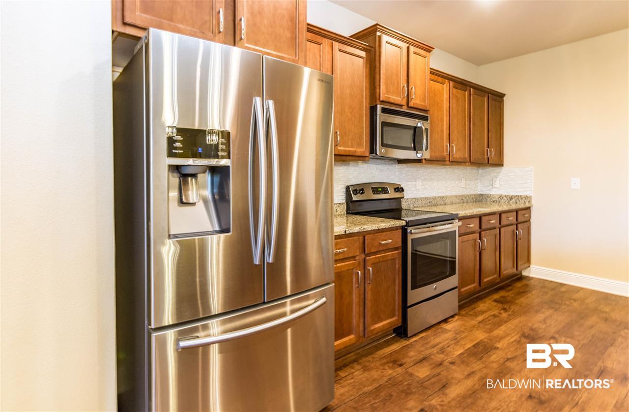 7076 Rocky Rd Loop Gulf Shores, AL 36542 - Photo 14 of 34 Kitchen