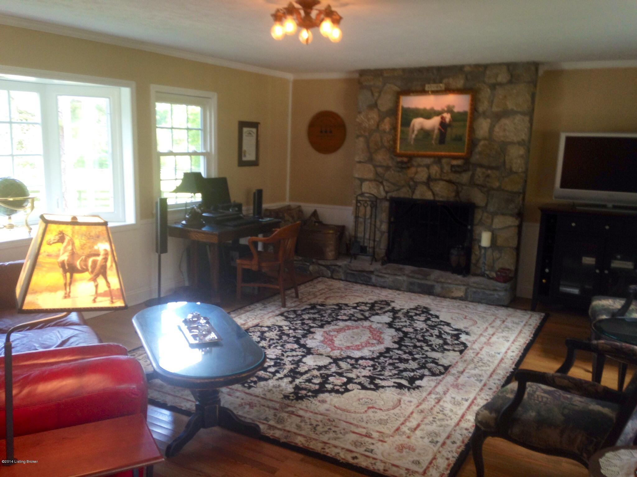 3909 Chenoweth Run Road Louisville, KY 40299 - Photo 11 of 25 3