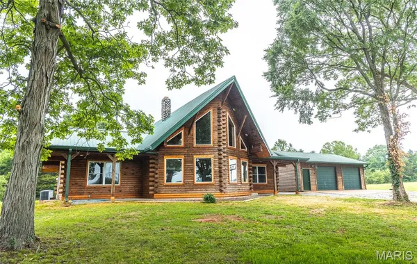 $469,500 | 13563 Gildea Road, Belgrade, MO 63622