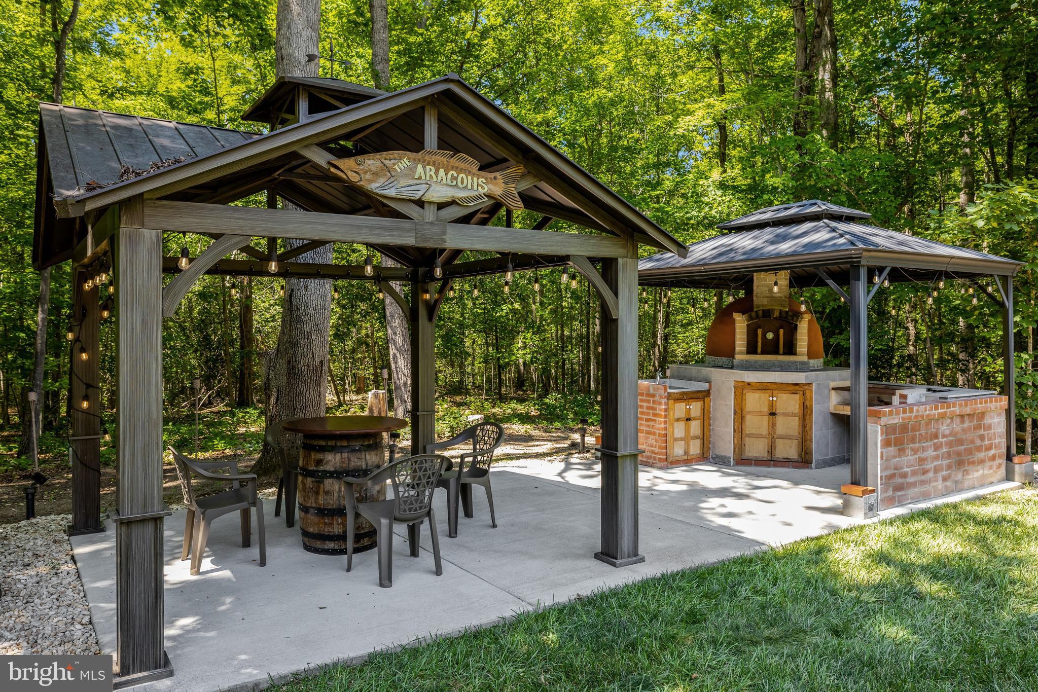 13650 Independence Ridge Nokesville, VA 20181 - Photo 70 of 98 Custom Brick Wood-Fired Pizza Oven Outdoor Kitchen