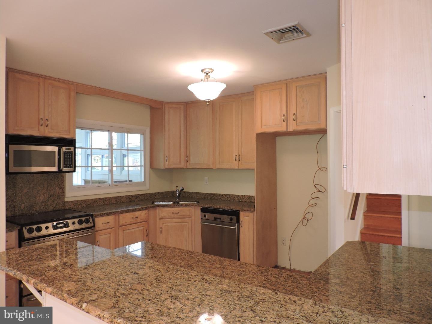 731 Elgin Road Newtown Square, PA 19073 - Photo 12 of 25 Kitchen