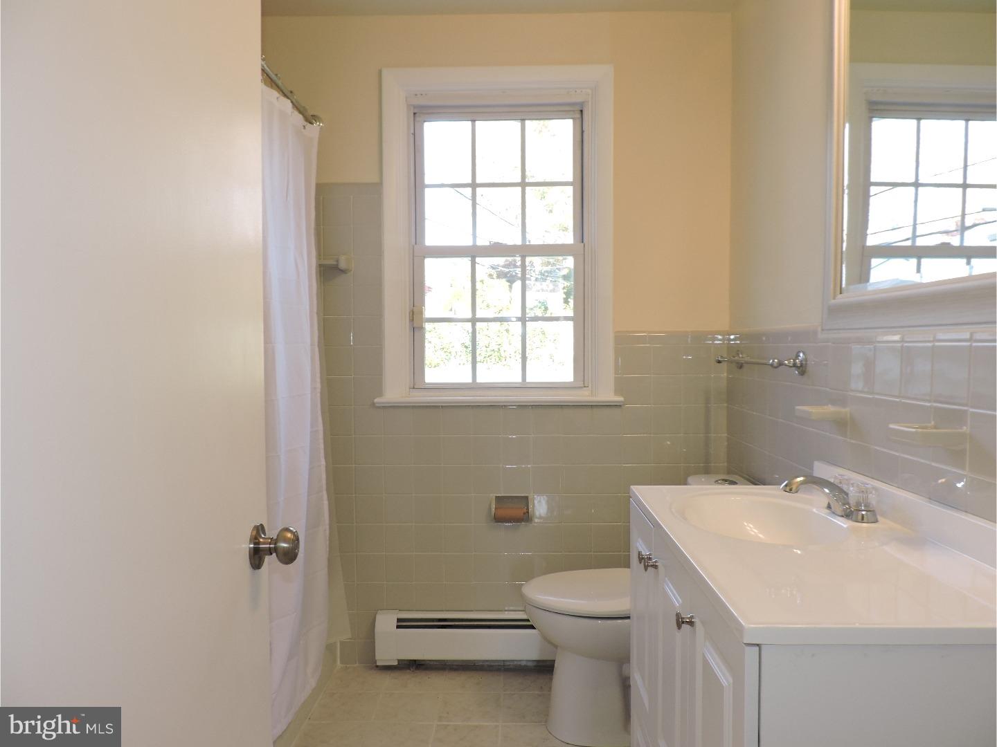 731 Elgin Road Newtown Square, PA 19073 - Photo 19 of 25 Bathroom