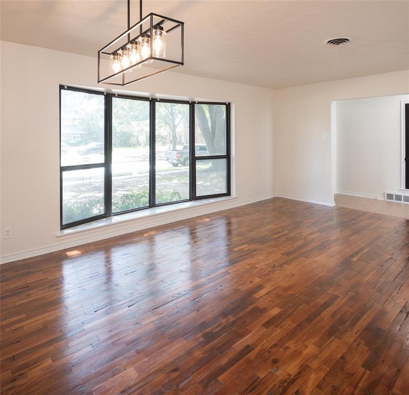 308 South Grove Road Richardson, TX 75081 - Photo 8 of 29