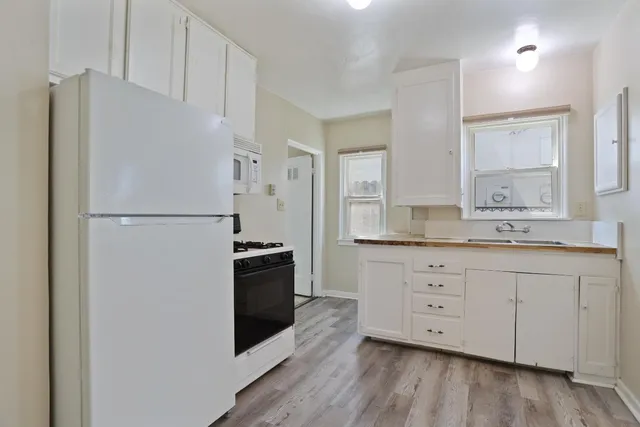 $312,000 | 2566 Evergreen Street, Sacramento, CA 95815