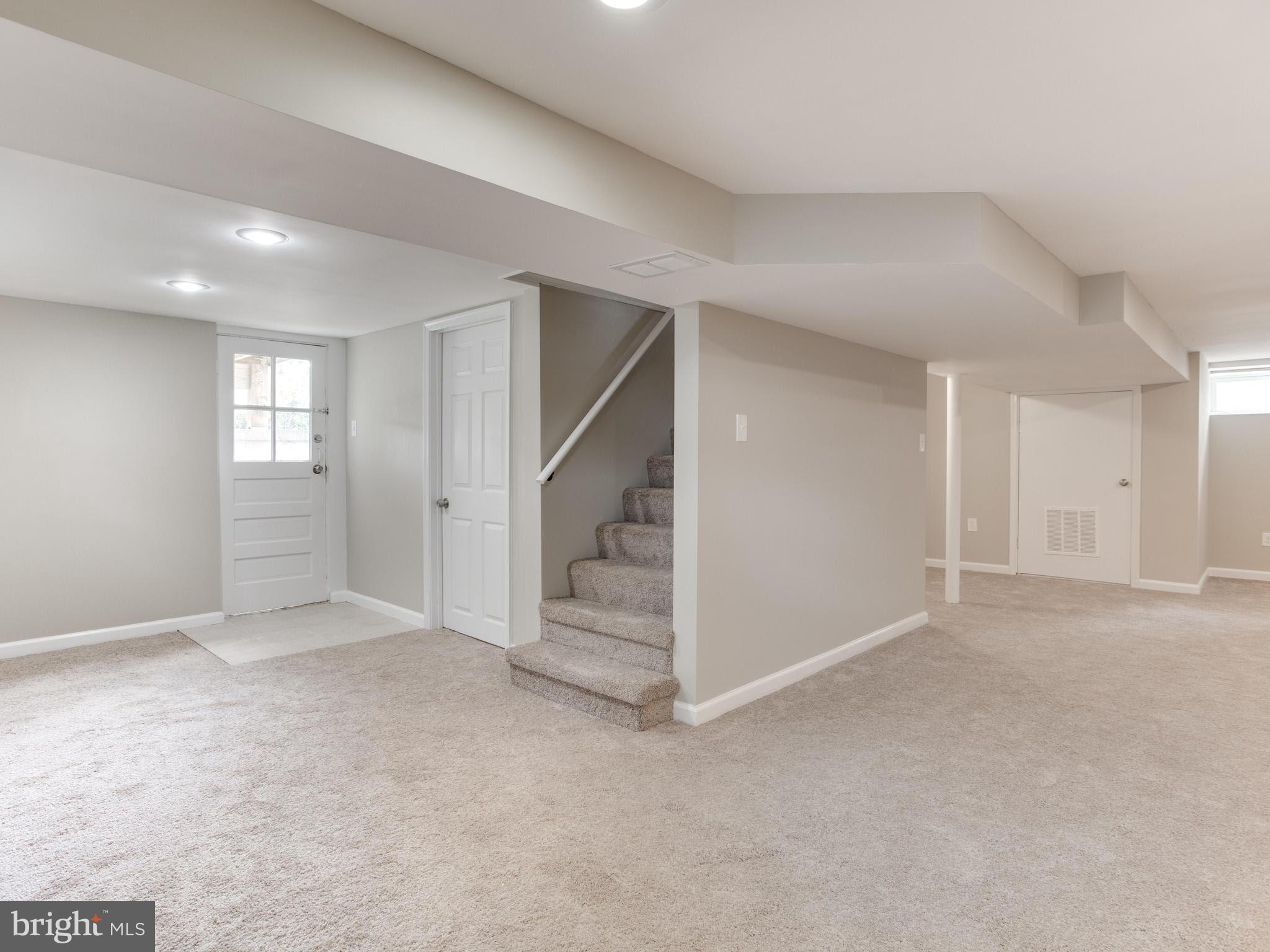 3529 Wild Cherry Road Baltimore, MD 21244 - Photo 26 of 30 an empty room with windows