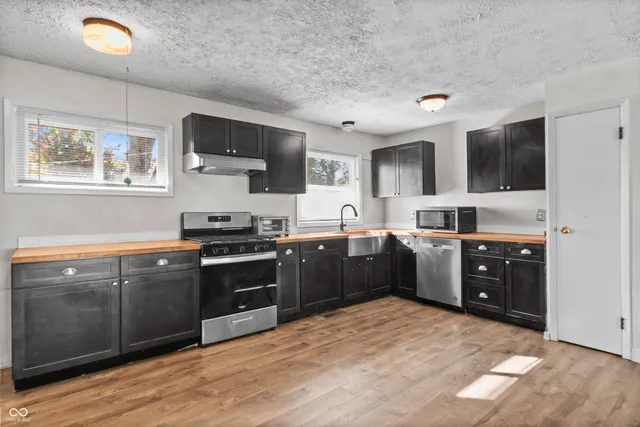 $219,000 | 3110 North Richardt Avenue, Indianapolis, IN 46226