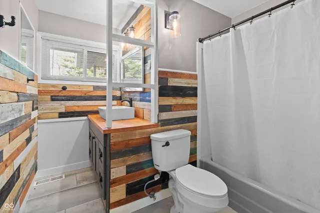 $219,000 | 3110 North Richardt Avenue, Indianapolis, IN 46226