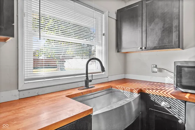 $219,000 | 3110 North Richardt Avenue, Indianapolis, IN 46226