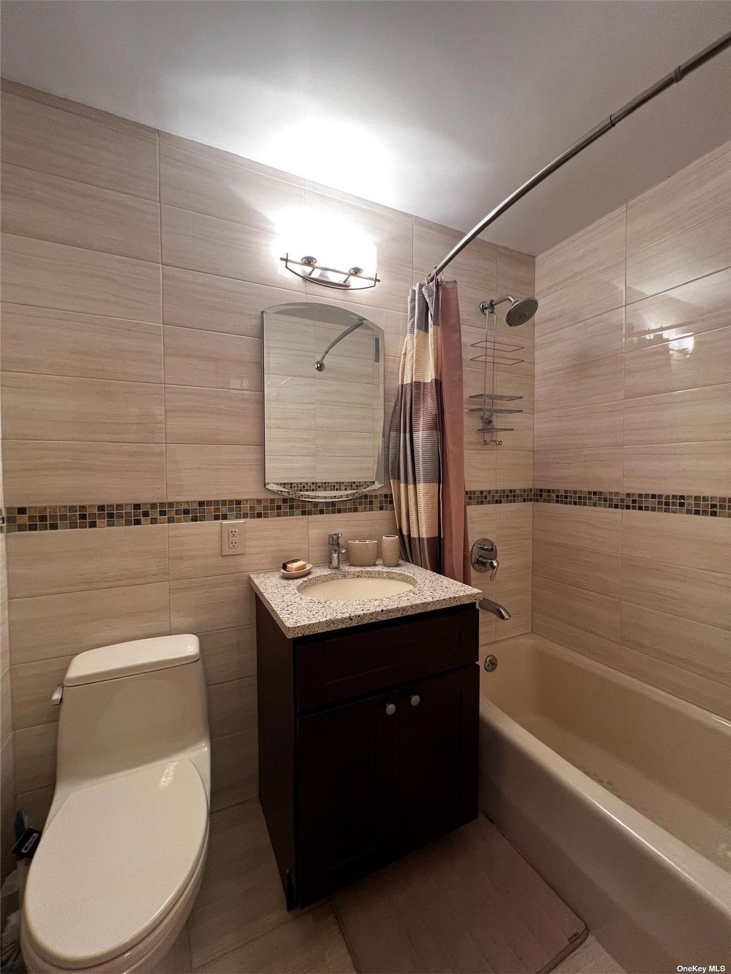 18-15 215th Street, Unit 7M Queens, NY 11360 - Photo 15 of 17 Guest Bathroom