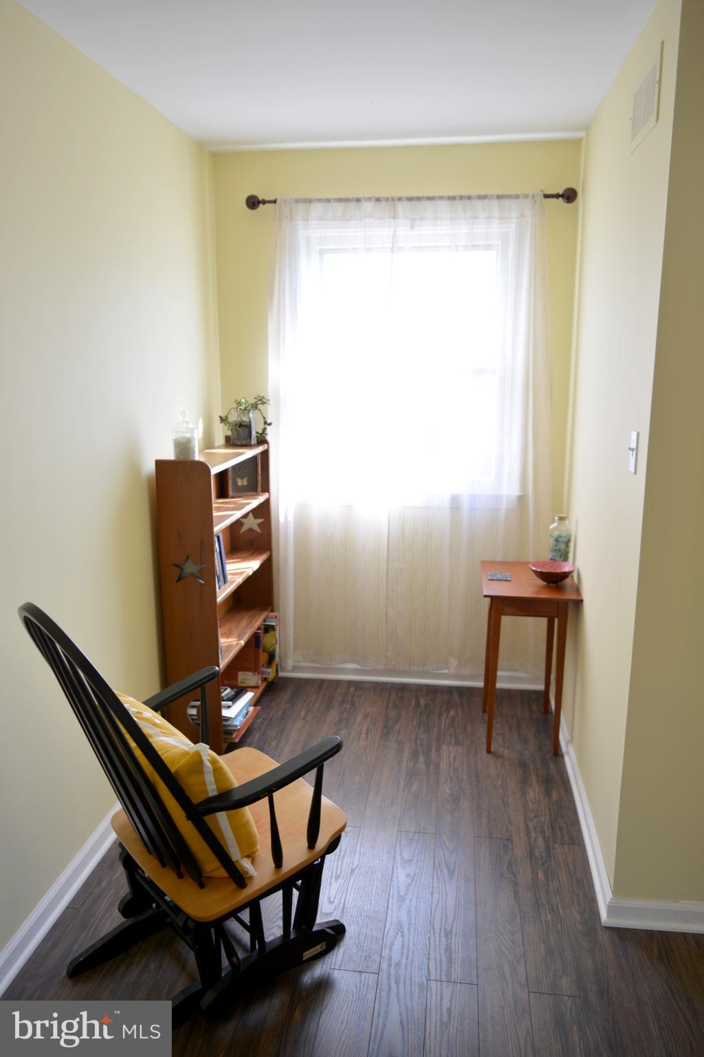 102 Rhett Court Elkton, MD 21921 - Photo 18 of 25 Sitting Area on Second Level
