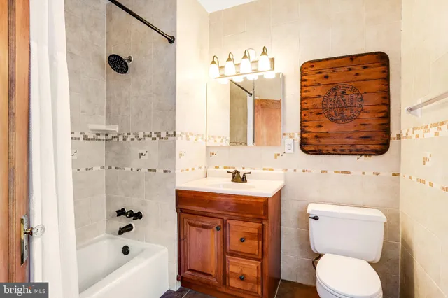 $236,000 | 1514 17th Street Northwest, Unit 412, Washington, DC 20036