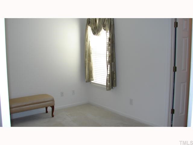 2641 Hamlet Green Drive Raleigh, NC 27614 - Photo 10 of 12