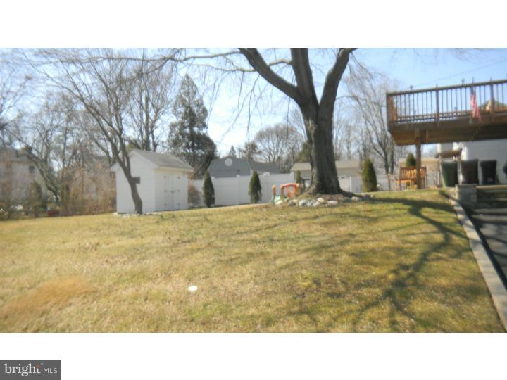 1657 Alba Road Willow Grove, PA 19090 - Photo 22 of 25 Back Yard