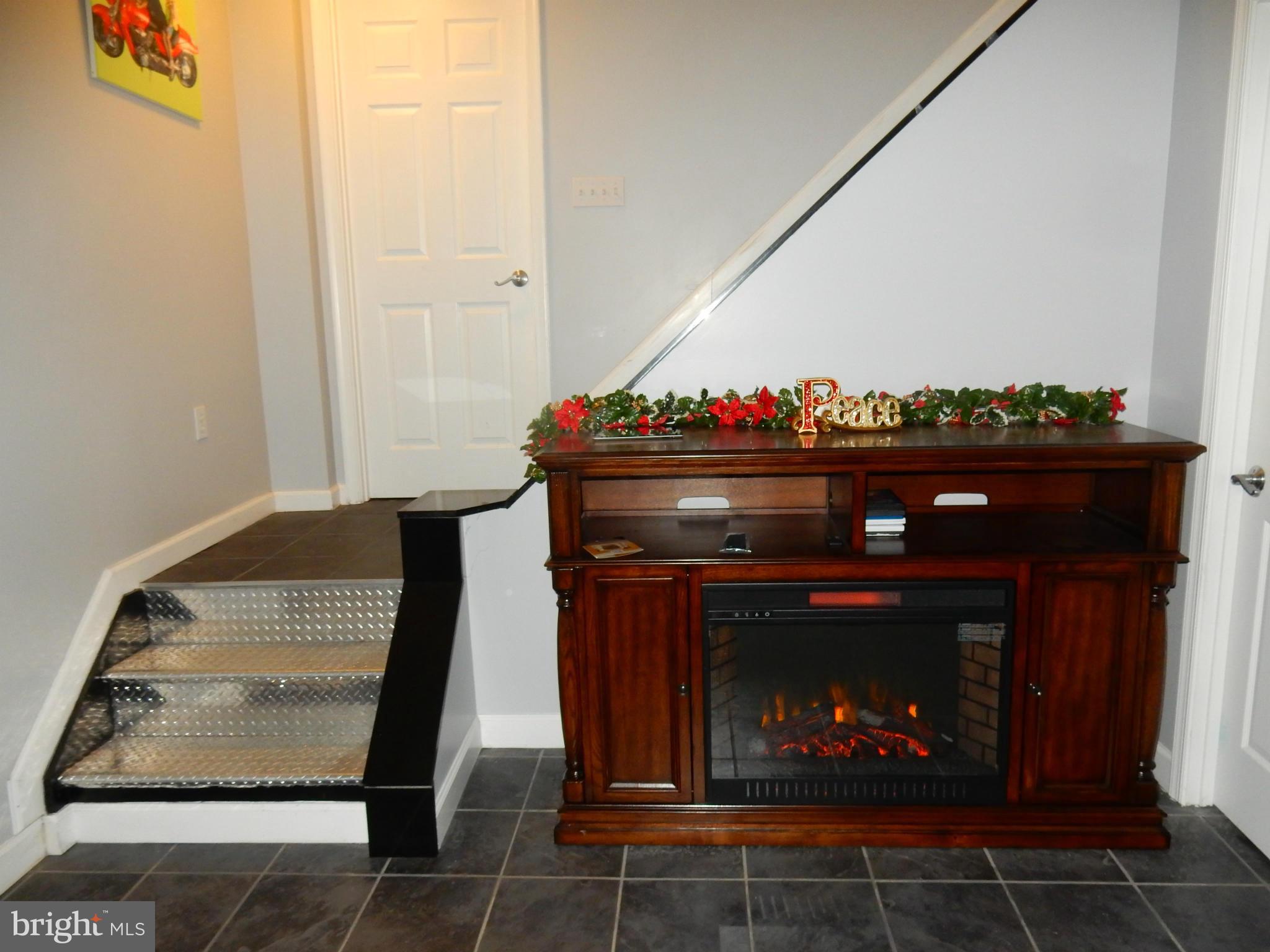 725 Rosewood Road Severn, MD 21144 - Photo 17 of 29 Stairway