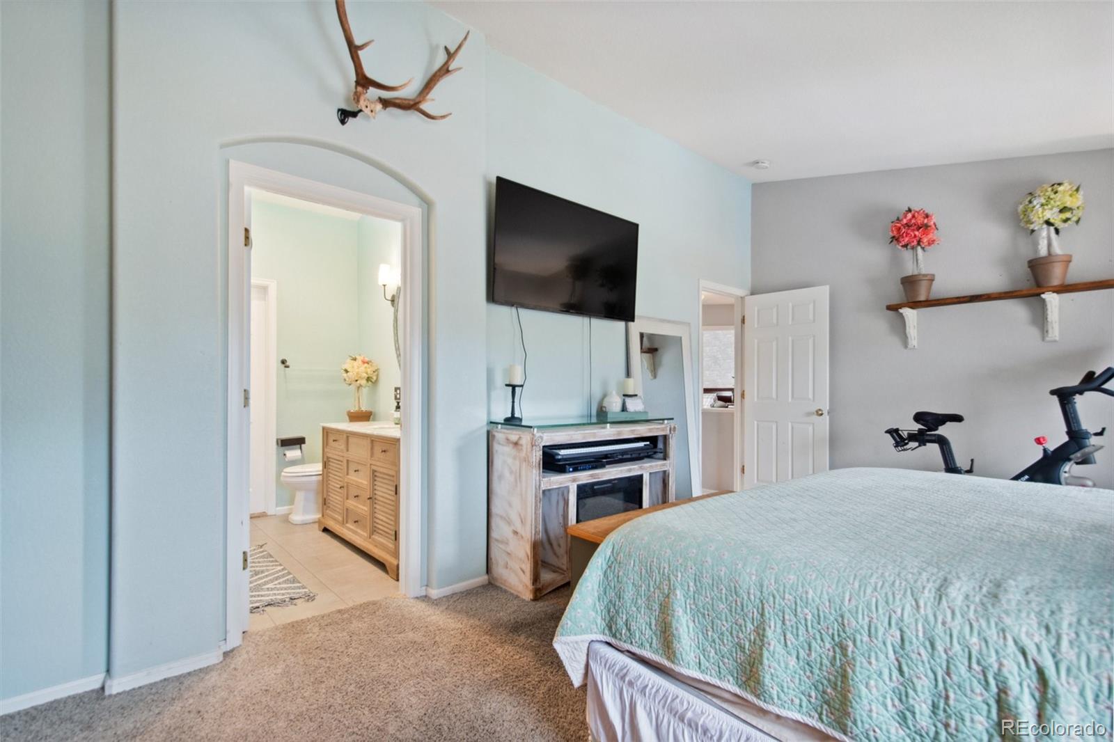 5185 Miriam Lane Parker, CO 80134 - Photo 13 of 27 Gallery Image 13