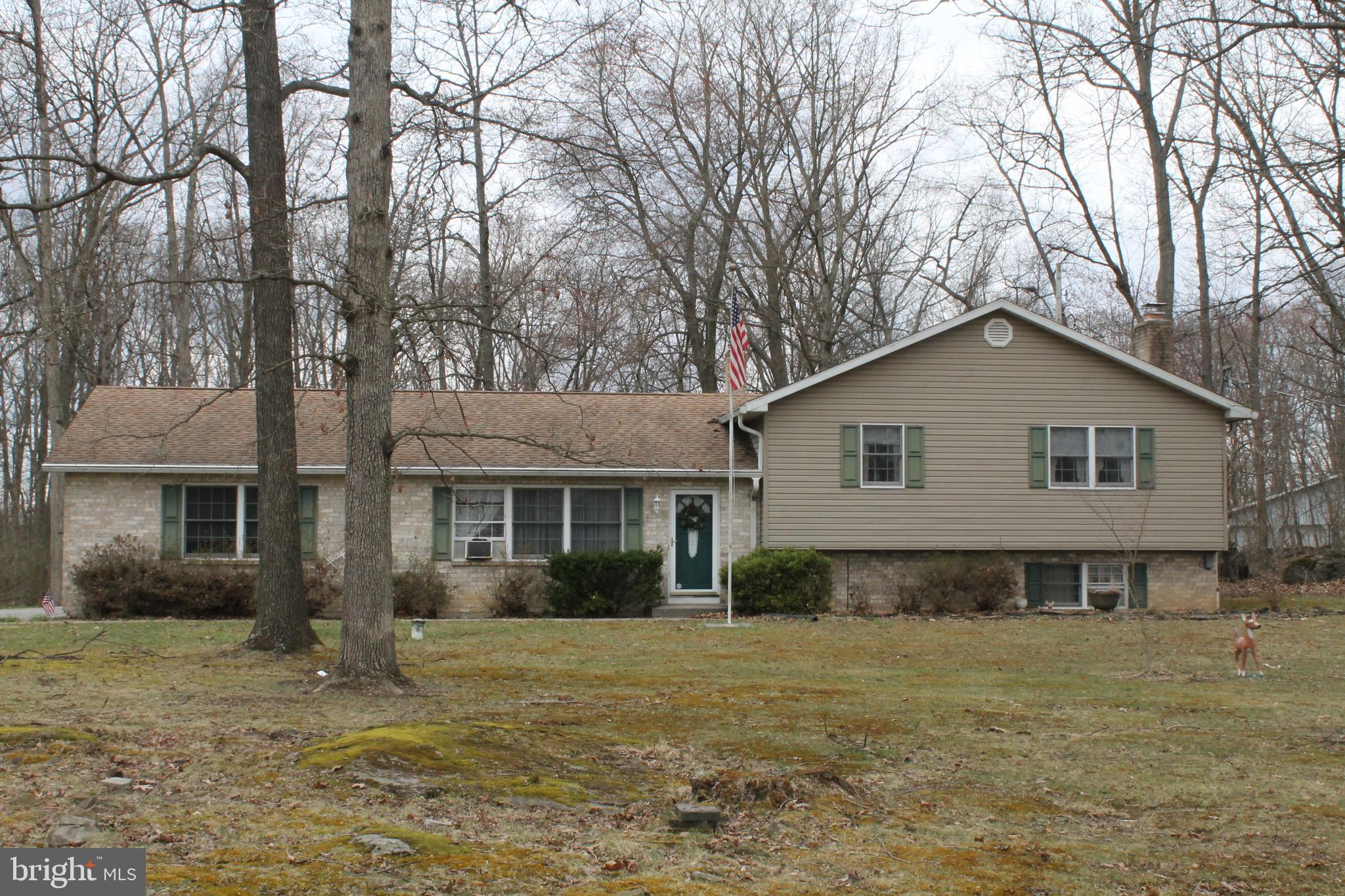 107 Hoffman Road Gettysburg, PA 17325 - Photo 1 of 20