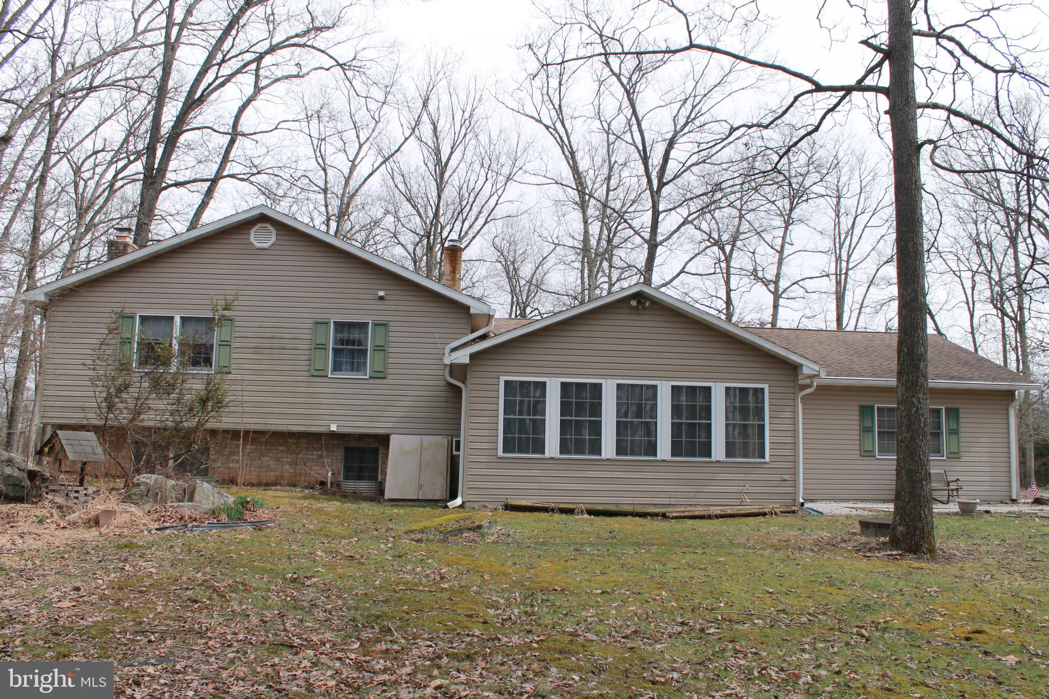 107 Hoffman Road Gettysburg, PA 17325 - Photo 4 of 20