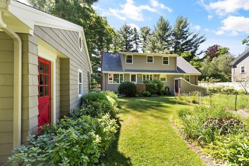 215 Chapman Street Canton, MA 02021 - Photo 14 of 15 Gallery Image 14