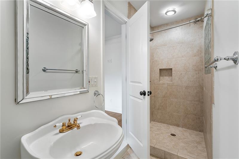 2468 Ridgeway Drive Atlanta, GA 30360 - Photo 27 of 30 Gallery Image 27