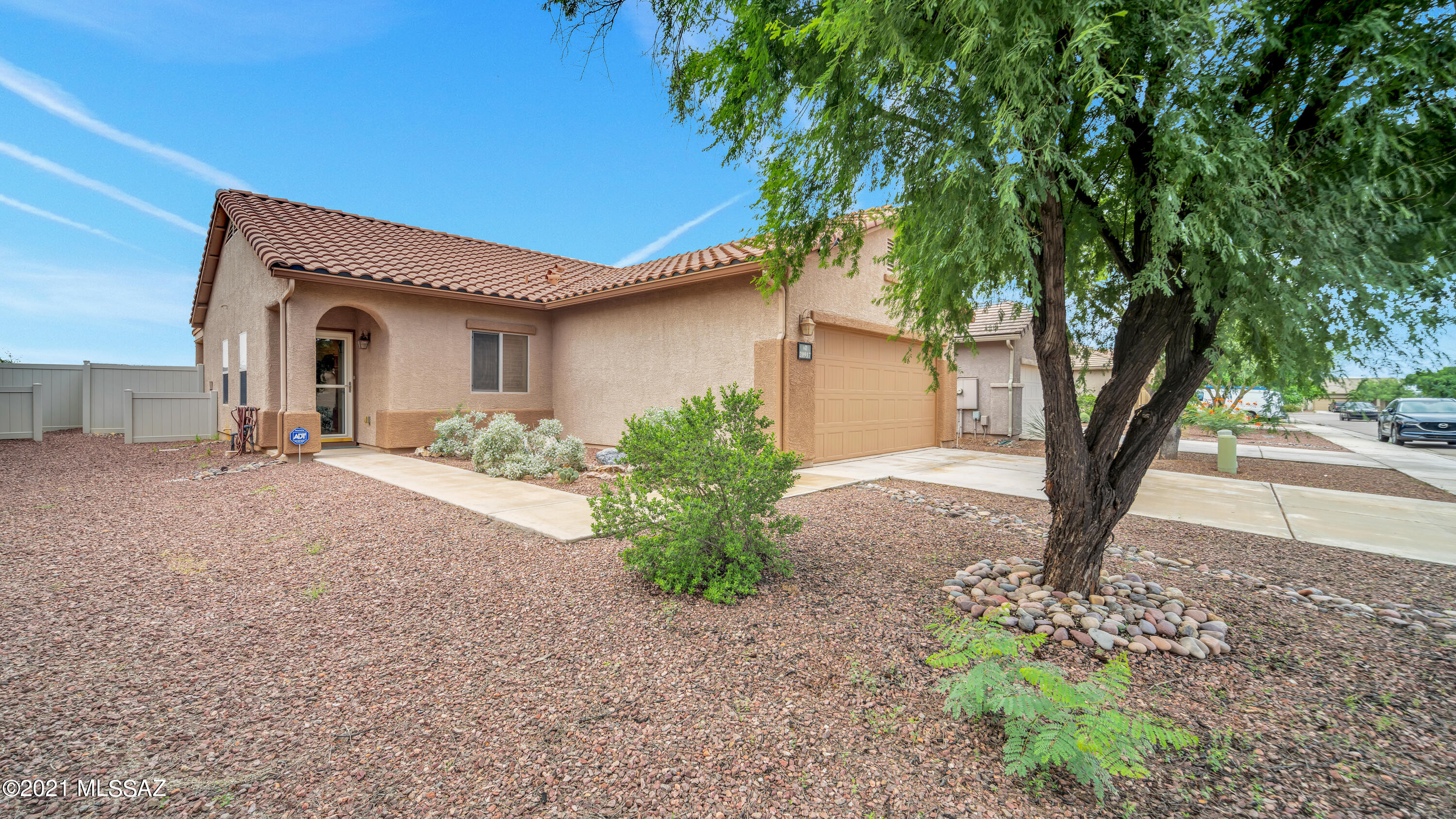 20917 East Treasure Road Red Rock, AZ 85145 - Photo 2 of 35