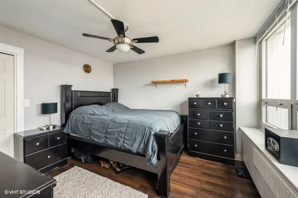 $2,350 | 88 West Schiller Street, Unit 1503L, Chicago, IL 60610
